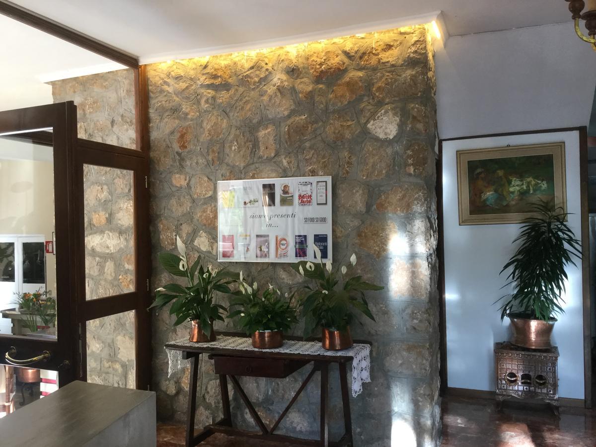Hotel Ristorante Tipico Terme Pigna Exterior photo